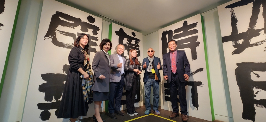 2023비엔날레 역대 그랑프리 작가 서울전